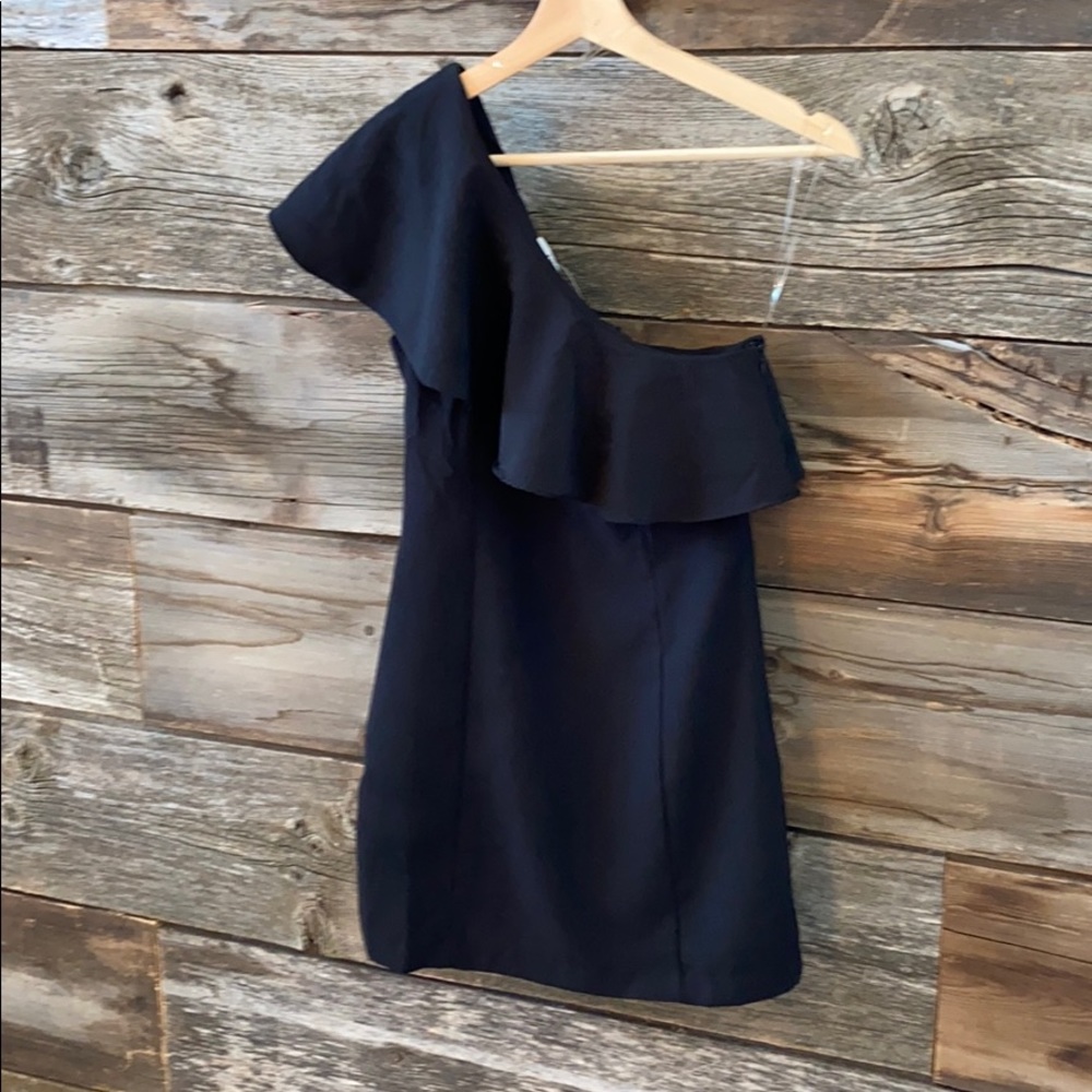 NWT DO+BE 1-shoulder Ruffle Dress